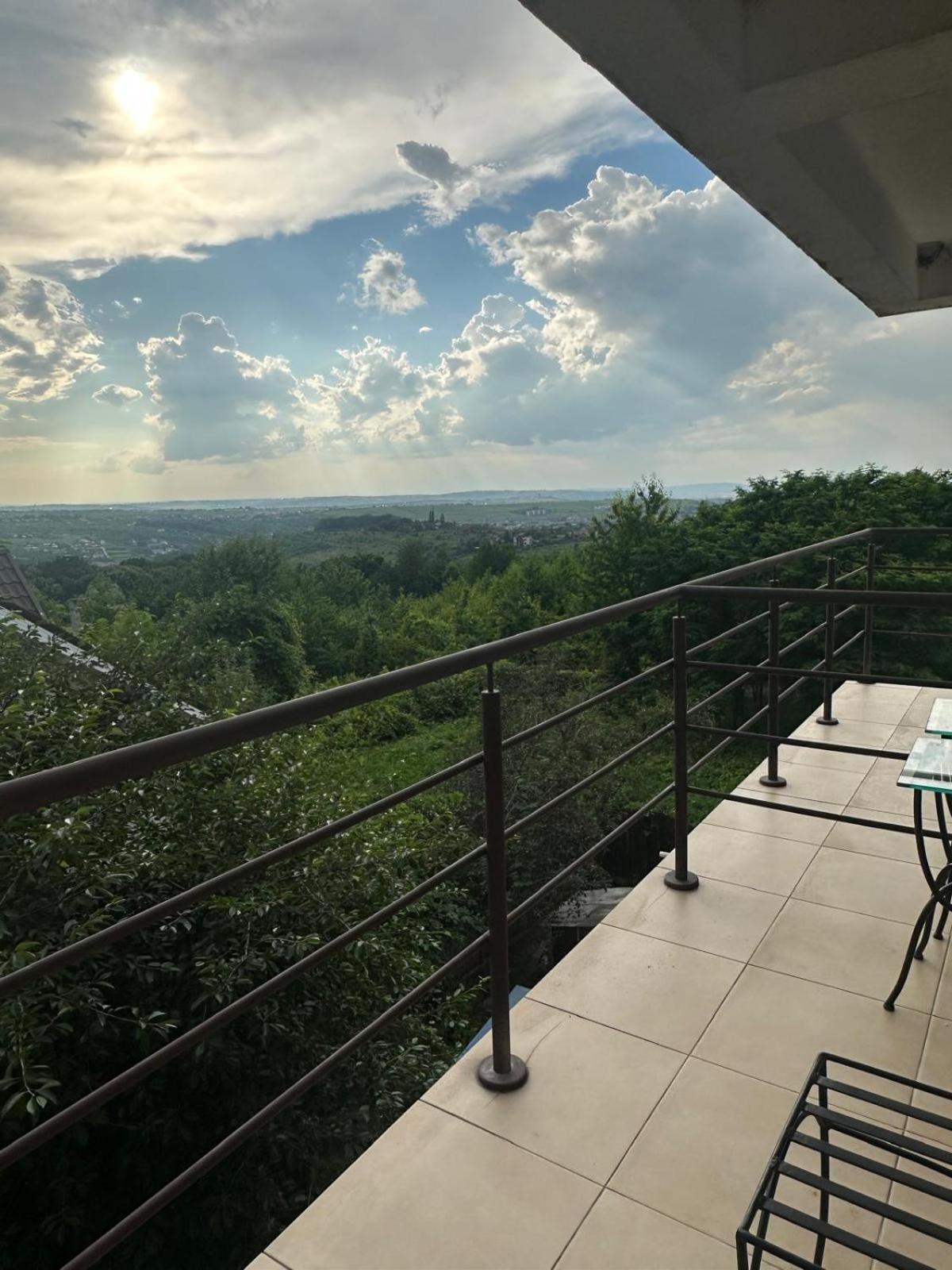 Shamrock Inn Яш Екстериор снимка